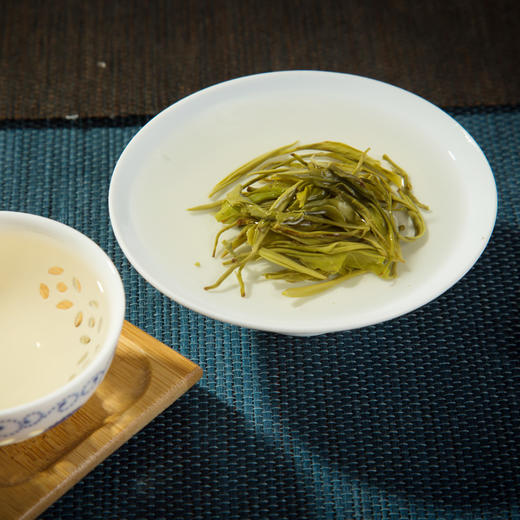 源升牌银丝绿茶150g/罐 商品图2