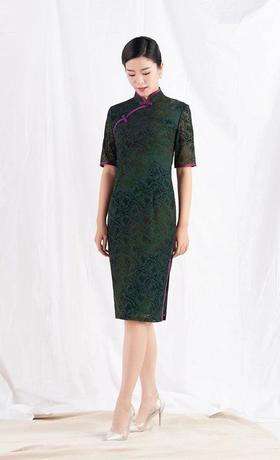 南3荣萍烂花丝绒中袖立领生活旗袍