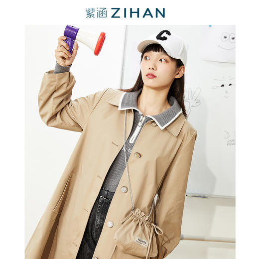 紫涵	长装风衣Z1Z07BS236 商品图0