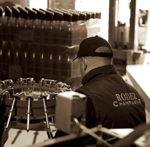 Eric Rodez Les Beurys Pinot Noir Ambonnay Grand Cru 2013 瑞黛酒庄博伊斯田黑中白 2013 年份香槟 商品图4