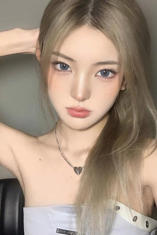 【小红书推荐款】lilyanna 山楂树蓝，半年抛/直径14.2/着色13.5，99/一副 168/两副 198/三副（商品详情任选，8月20号结束） 商品图2