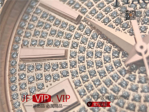 MKS伯爵POLO系列满天星，震撼上市。腕表一共采用564颗施华洛世奇 美钻，枕形表壳镀18k真金 商品图10