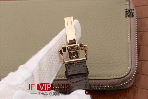 MKS伯爵POLO系列满天星，震撼上市。腕表一共采用564颗施华洛世奇 美钻，枕形表壳镀18k真金 商品图2