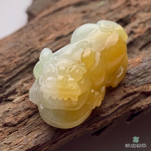 派瑞翡翠 翡翠挂件 糯种 黄色 商品图0
