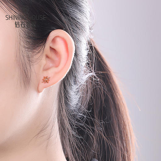 【时尚K金】钻石世家 18K金耳钉 星星耳钉 五角星五芒星耳钉耳饰 简单优雅造型耳钉（约1.02克） 商品图7
