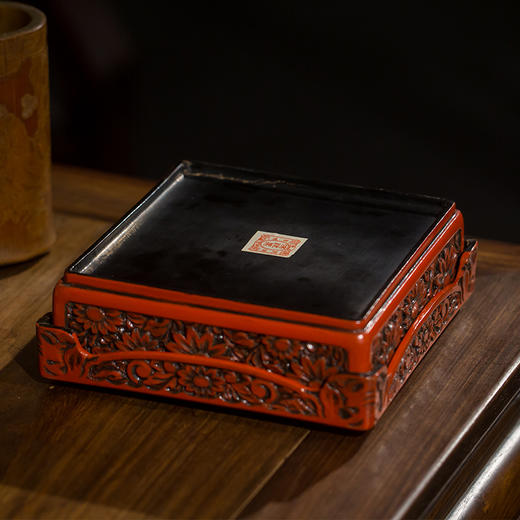 清代 剔红花卉纹方形盖盒 商品图6