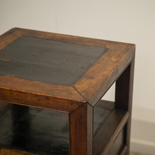 明代 黄花梨漆面四面平带屉香几 商品图3