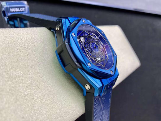 TW 恒宝/宇舶 刺青 big bang大爆炸系列腕表，有光壳，钻圈，满钻三种表壳，快拆式便捷表带，重新购入正品全新开模，采用先进的3D建模工艺原装一比一，重新定义何为性！价！比！ 商品图14