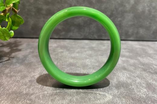 【御珠宫坊·传藏系列】碧玉手镯57.5mm 商品图1