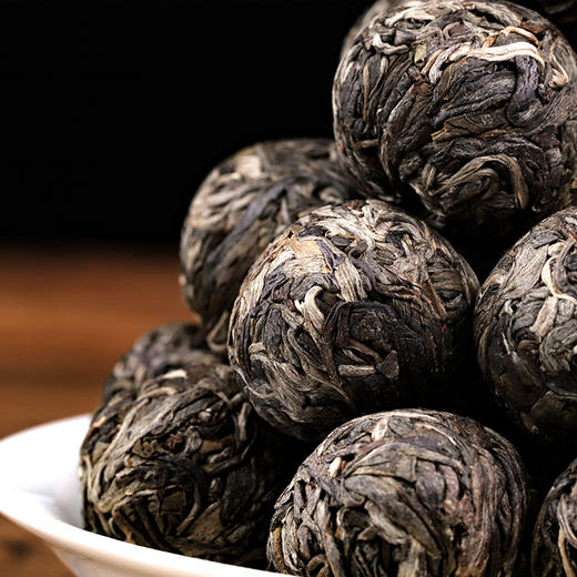 【冰岛龙珠】2021年普洱生茶云南临沧茶区280g/罐 商品图3