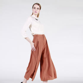 【伯妮斯茵】173F037--米色衬衣--萨珊捶揲--《宁静之美》