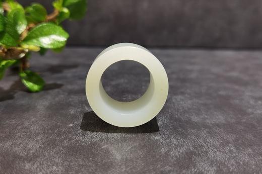 【御珠宫坊】羊脂白玉子料扳指 商品图0