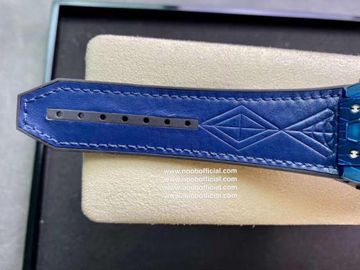 TW 恒宝/宇舶 刺青 big bang大爆炸系列腕表，有光壳，钻圈，满钻三种表壳，快拆式便捷表带，重新购入正品全新开模，采用先进的3D建模工艺原装一比一，重新定义何为性！价！比！ 商品图2