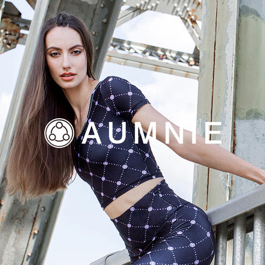 大胆平衡印花露脐T恤 / BOLD CROPPED TEE 商品图5