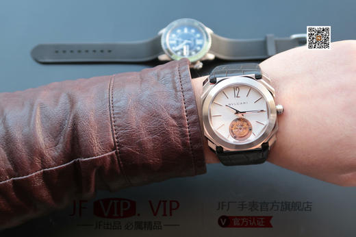 宝格丽OCTO系列102560腕表，搭载手动海鸥真陀飞轮机械机芯，40毫米直径，意大利牛皮表带，蓝宝石镜面，CNC打磨，又大牌又时尚款式，值得拥有 商品图2
