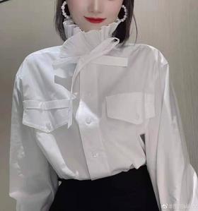 3楼阿玛施AMASS木耳边衬衣