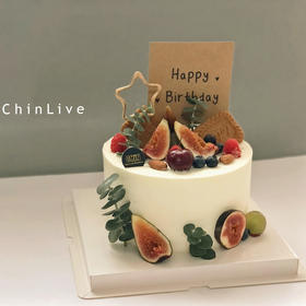 无花果装饰蛋糕