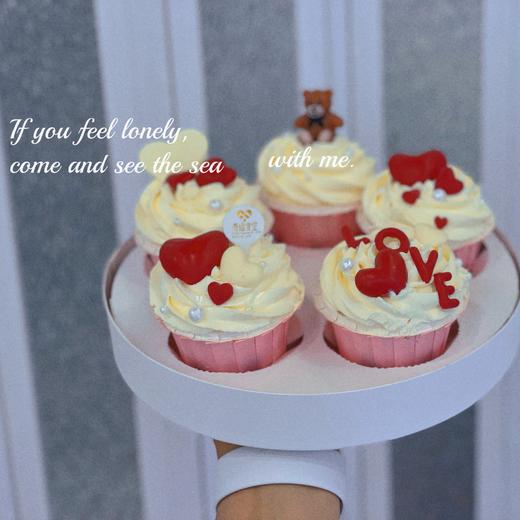 新式情人节礼盒（特价99元；进口淡奶油）提前2天预定 商品图0