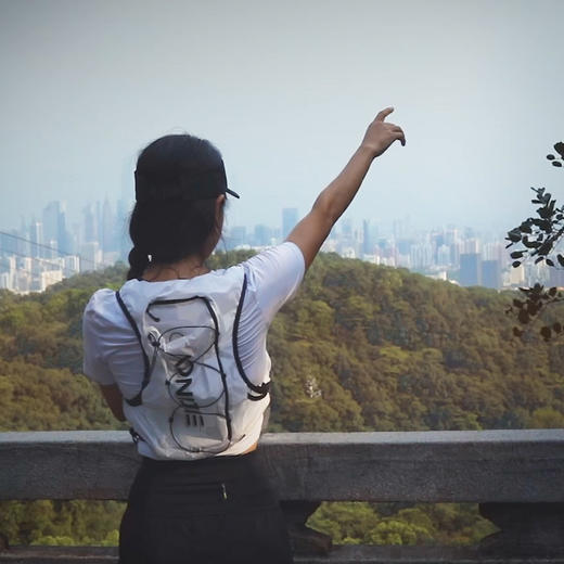 奥尼捷白色越野背包大约10升装C9108S纯白 商品图2