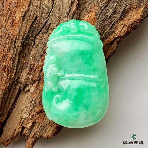派瑞翡翠 翡翠挂件 糯种 绿色 商品图1