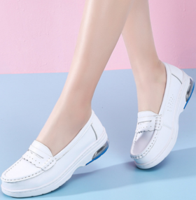 【服饰鞋包】四季款医院护士鞋白色女鞋舒适坡跟女单鞋