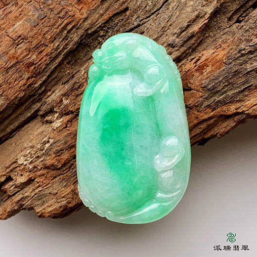 派瑞翡翠 翡翠挂件 冰糯种 绿色 商品图0