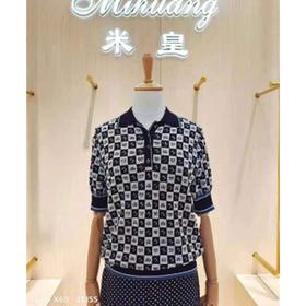 3楼 米皇女式上衣