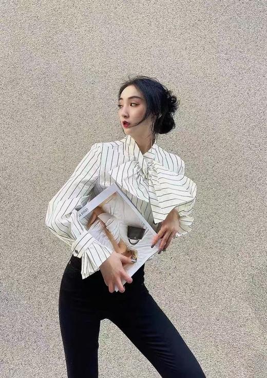 3楼阿玛施AMASS条纹衬衣 商品图2