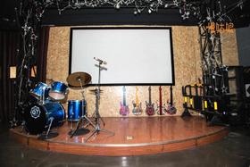 天津慢姑娘前行运动轰趴别墅