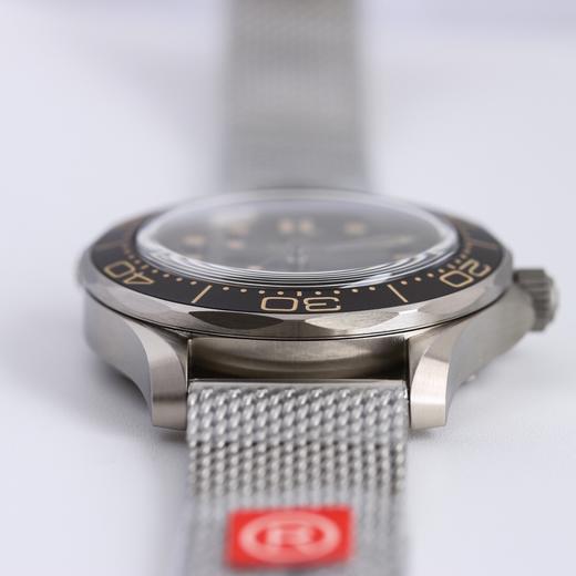 OR厂 邦德007-无暇赴死 OMEGA欧米茄海马系列210.90.42.20.01.001腕表(007版腕表) 商品图13