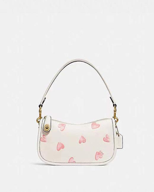 COACH 爱心印花SWINGER 20号手袋 商品图0