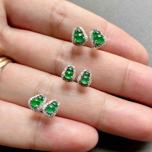 高冰种湖水绿翡翠葫芦耳钉18k白金钻石镶嵌 商品图8