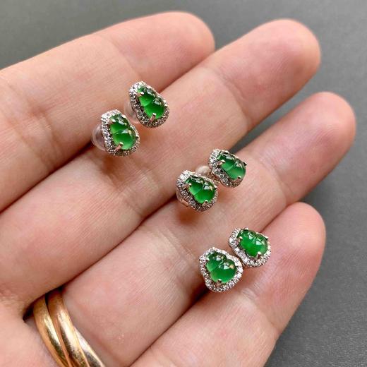 高冰种湖水绿翡翠葫芦耳钉18k白金钻石镶嵌 商品图8