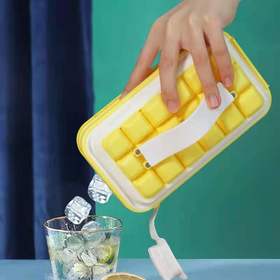 该更新家中传统冰格了！密封冻冰不串味，一秒取冰超方便~ 