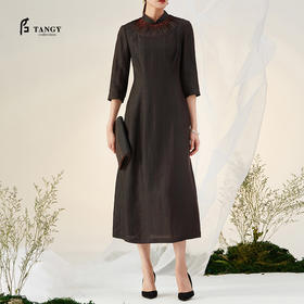 TANGY Collection/天意精品2021年秋冬新品莨绸褶涧香云纱连衣裙