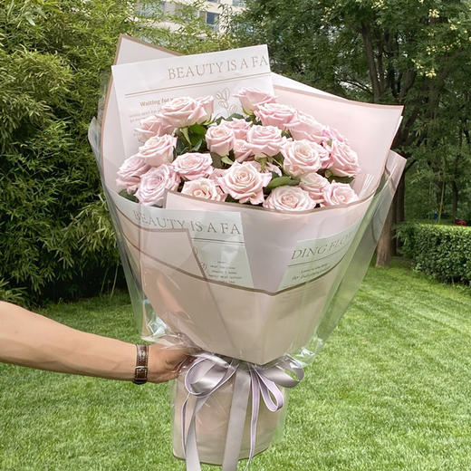 33支曼塔玫瑰 商品图0