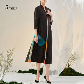 TANGY Collection/天意精品2021年秋冬新品线迹莨绸香云纱连衣裙