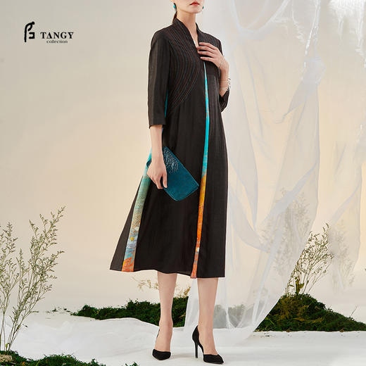 TANGY Collection/天意精品2021年秋冬新品线迹莨绸香云纱连衣裙 商品图0