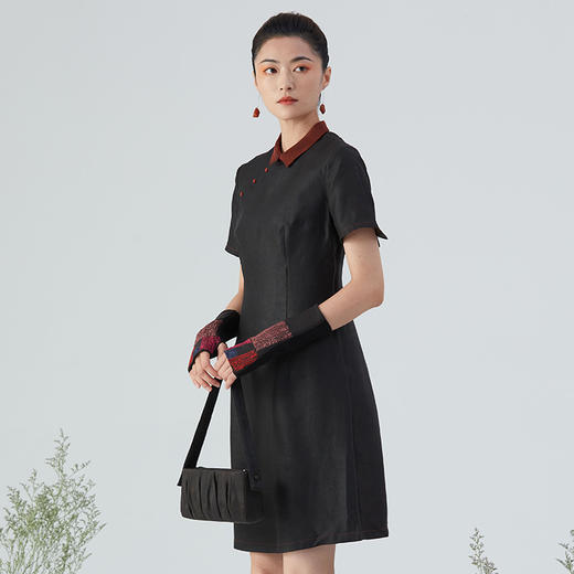 TANGY Collection/天意精品2021年秋冬新品真丝莨绸香云纱连衣裙 商品图1