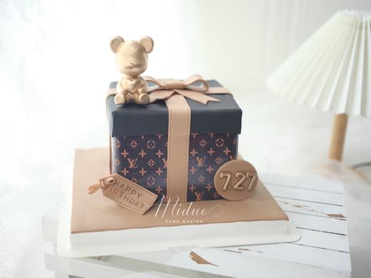 LV熊 爆款 网红 潮牌 礼物盒 翻糖蝴蝶结礼物盒 商品图0