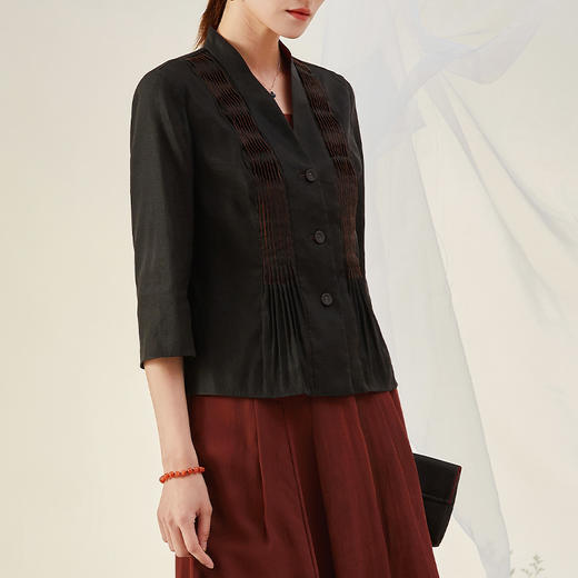 TANGY Collection/天意精品2021年秋冬新品真丝捏褶莨绸香云纱外套 商品图1