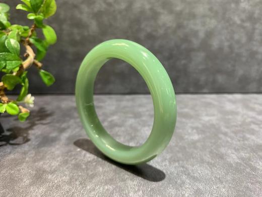 【御珠宫坊·传藏系列】碧玉手镯56mm 商品图1