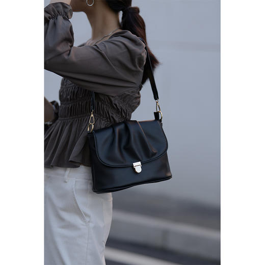 【女包】腋下包女夏季新款潮法国小众设计夏天云朵小包包斜挎包 商品图1