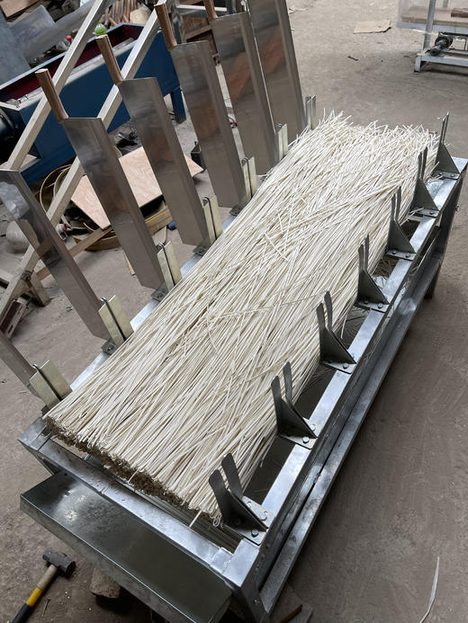 新款切干挂面机 支持定制 切挂面 不锈钢刀 镀锌支架（不含物流费） 商品图2