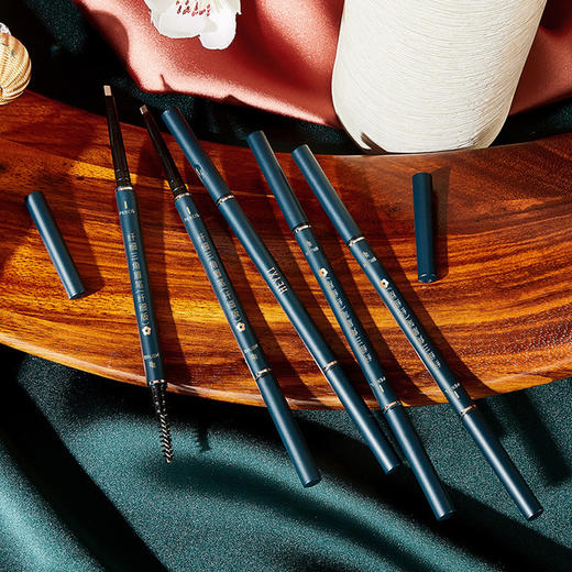 【美妆个护】HEYXI韩媛熙纤细三角双头眉笔持久不晕染双头眉笔防水防汗初学者 商品图1