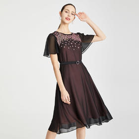 QF81F斯尔丽瑟俪2021年夏季上新撞色收腰烫钻A摆连衣裙