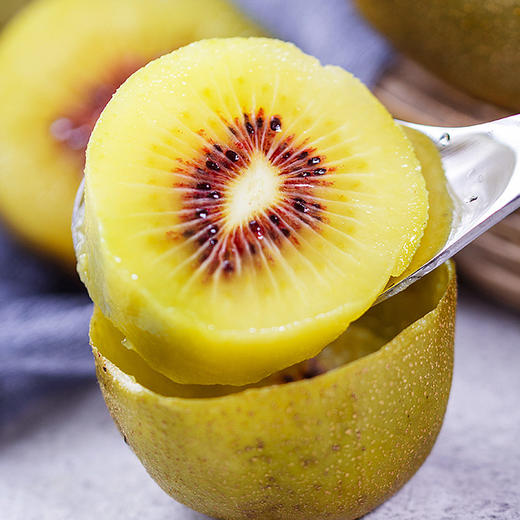 红心猕猴桃  浓郁香甜  柔嫩细腻   甜度高   水水润润  鲜香甘甜入口即化  宝宝辅食首选 商品图4