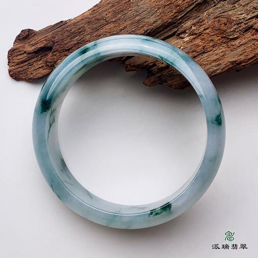 派瑞翡翠 翡翠手镯 糯种 飘花 商品图0