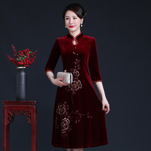 上海旗袍厂JC-JY-208春秋新款婚宴喜庆妈妈装金丝绒水墨画连衣裙婆婆礼服 商品图2