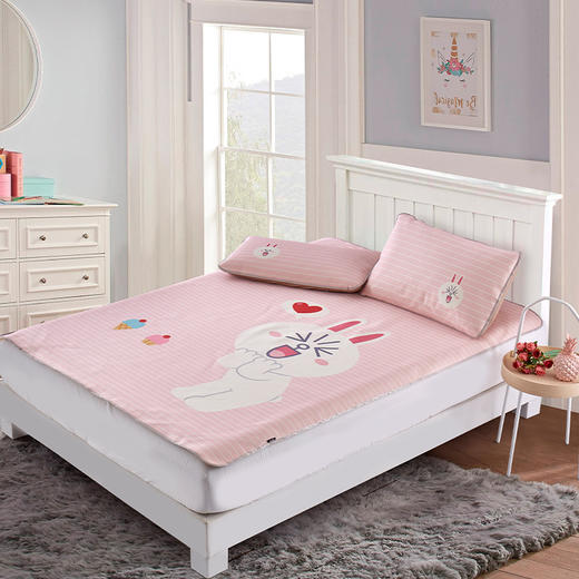 多喜爱  冰丝席《可妮兔 》《恋爱告白 》 商品图0